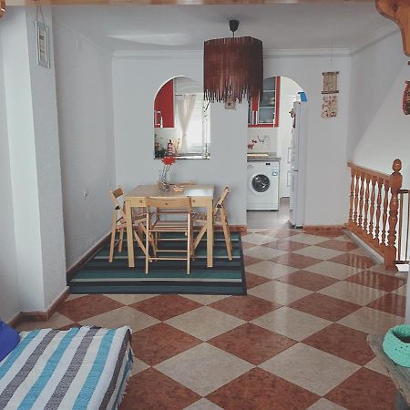 Apartamentos Masbambu Málaga Kültér fotó
