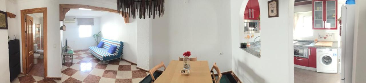 Apartamentos Masbambu Málaga Kültér fotó