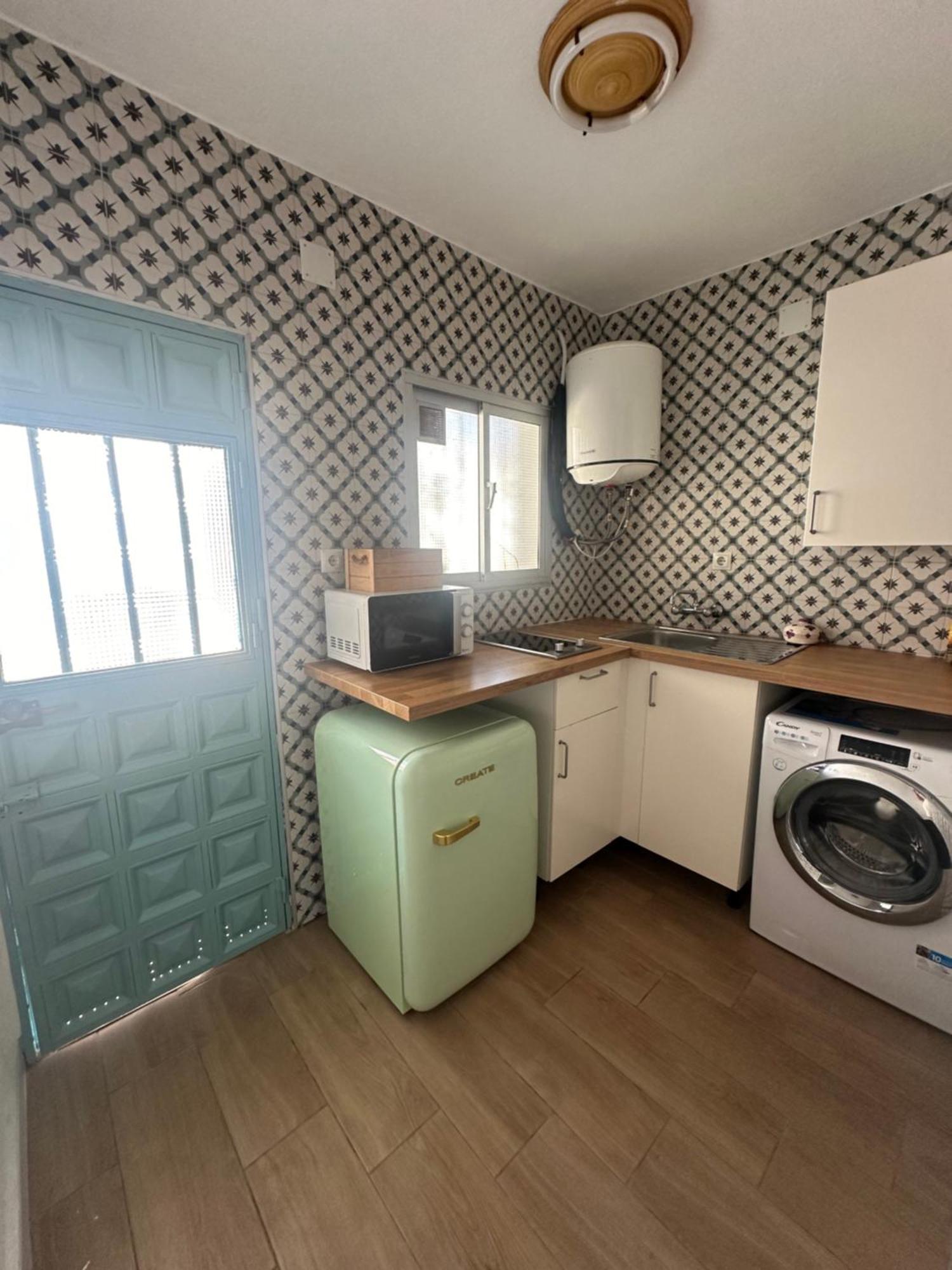 Apartamentos Masbambu Málaga Kültér fotó